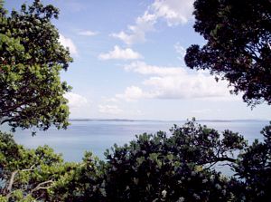 Image of redbeach06bllookout.jpg