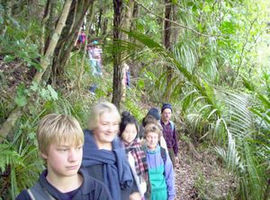 Image of redhilljul06afbush.jpg