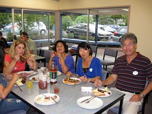 Image of reunion09bcdinner.jpg