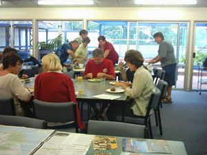 Image of reunion2004dinner2.jpg