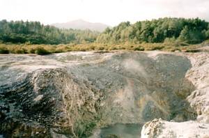 Image of rotorua03waiotapucraters.jpg