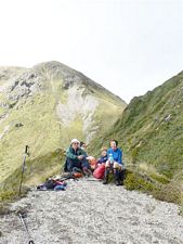 Image of ruahinesapr07e.jpg