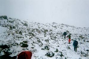 Image of ruapehu02leavingrangipohut.jpg