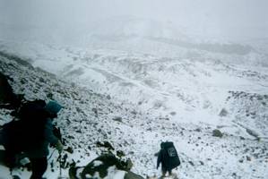 Image of ruapehu02snowgorge.jpg