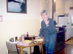 Image of ruapehueasy05baking3.jpg