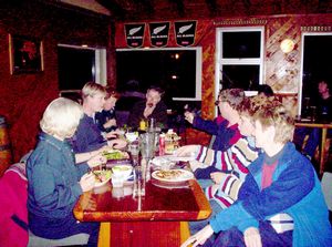 Image of ruapehueasy05satdinner.jpg