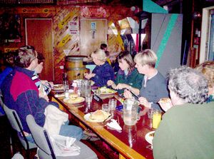 Image of ruapehueasy05satdinner2.jpg