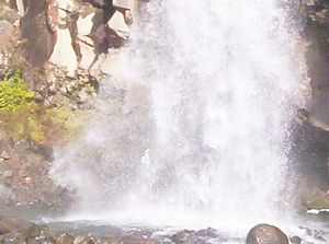 Image of ruapehueasy05sattaranakifalls2.jpg