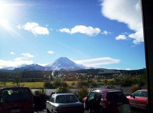 Image of ruapehueasy05sunngauruhoechateau.jpg