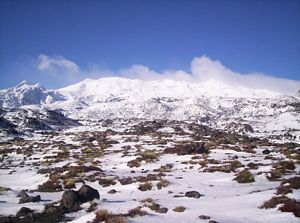 Image of ruapehueasy05sunscoriaflat.jpg