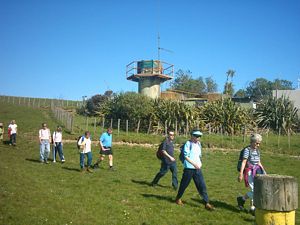 Image of shakespearoct2003passingstructure.jpg