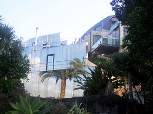 Image of takaford05mirrorhouse.jpg