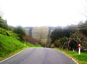 Image of tekuiti05satfinishviaduct.jpg