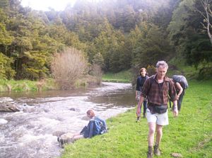 Image of tekuiti05satriversiderest.jpg