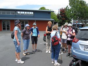 Image of tn_birkenheaddec08abstart.jpg