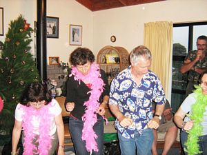 Image of tn_ebendofyear07frtedjoinsin.jpg