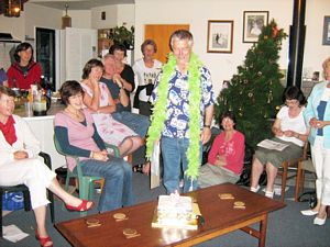 Image of tn_ebendofyear07fxcake.jpg