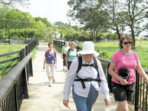 Image of tn_edgreenhithe07gbtrack.jpg