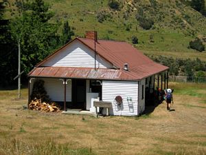 Image of tn_fmhurunui086s.jpg