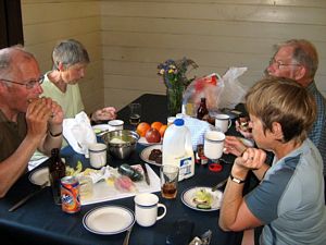 Image of tn_fmhurunui086u.jpg