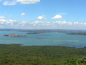 Image of tn_fzrangitoto08hd.jpg