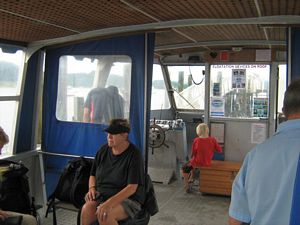 Image of tn_hatairua08geferry.jpg