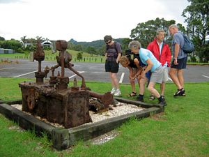 Image of tn_hatairua08hbengineblock.jpg