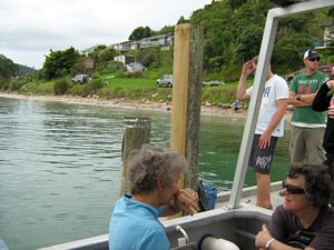 Image of tn_hatairua08mepaku.jpg