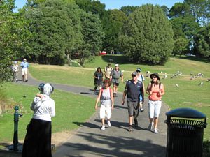 Image of tn_hdwesternsprings08hbwalk.jpg