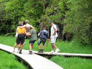 Image of tn_hgclevedon08eefirstaidexercise.jpg