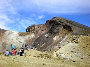 Image of tn_iatongariro08c.jpg