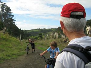 Image of tn_jamuriwaimay08jcjunction.jpg