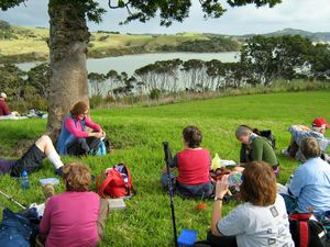 Image of tn_kbatiu08gflunch.jpg