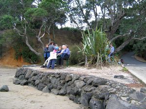 Image of tn_kcglenfield08debreak.jpg