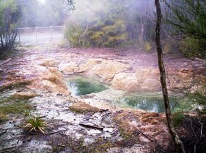 Image of tongarirojun07satdatokaanudomain.jpg