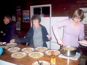 Image of tongarirojun07satfadinner.jpg