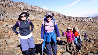 Image of tongariromar16e.jpg