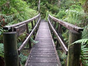 Image of uru09hastingsbridge.jpg