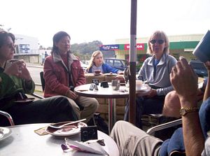 Image of waihekejul06bocafe.jpg