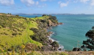 Image of waihekejul22b.jpg
