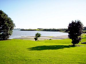 Image of wattledownsjul07edbeach.jpg