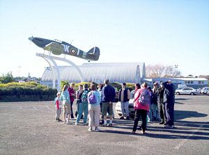 Image of westernspringsjun06admotat2.jpg