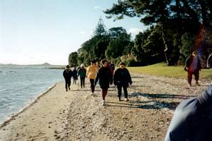 Image of weymouth03shallowwaterbeach.jpg