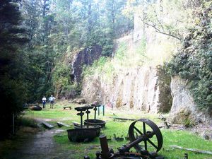 Image of whangamata04luckatlastbattery2.jpg