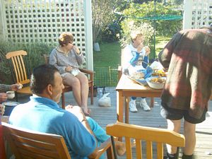 Image of whangareiabtc04sunlunch.jpg