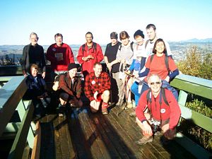 Image of whangareiabtc04sunparahakigroup2.jpg