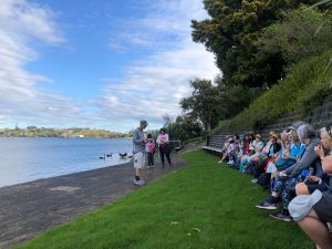 Image of lakepupukemay24a.jpg