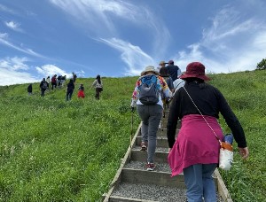 Image of mtwellingtonfamilynov25a.jpg