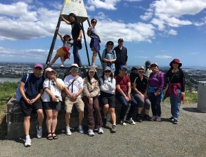 Image of mtwellingtonfamilynov25b.jpg